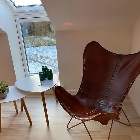 Homestay Nyopfort Luksusvaerelse I Naturskonne Og Rolige Omgivelser Branderup