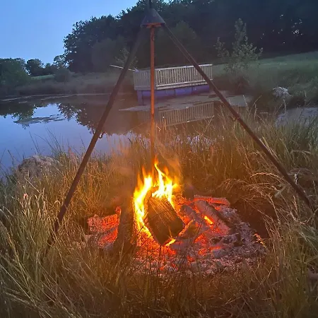 Privat bolig Nyopført Luksusværelse I Naturskønne Og Rolige Omgivelser