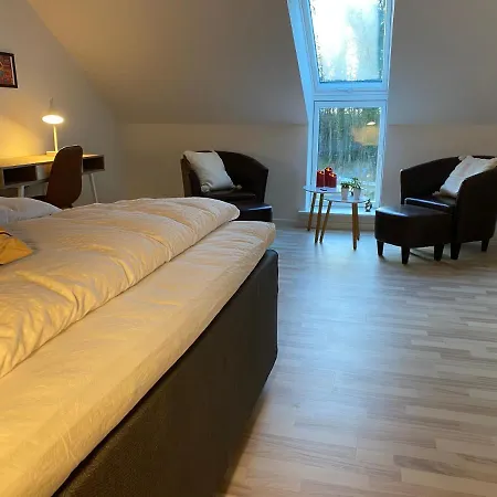 Nyopført Luksusværelse I Naturskønne Og Rolige Omgivelser *