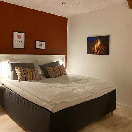 Nyopført Luksusværelse I Naturskønne Og Rolige Omgivelser