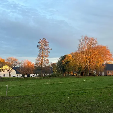 Nyopfort Luksusvaerelse I Naturskonne Og Rolige Omgivelser Homestay szállás *