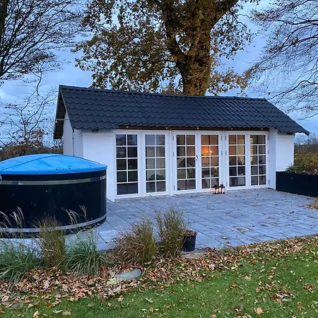 Homestay szállás Nyopfort Luksusvaerelse I Naturskonne Og Rolige Omgivelser *