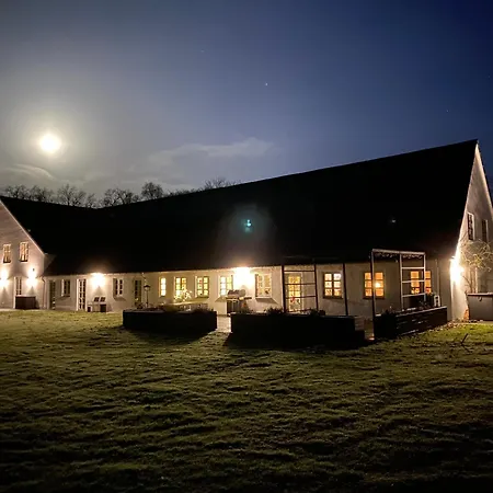 Homestay szállás Nyopfort Luksusvaerelse I Naturskonne Og Rolige Omgivelser